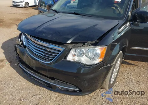 2016 Chrysler Town & Country Touring from USA, damaged, VIN 2C4RC1BG0GR300670